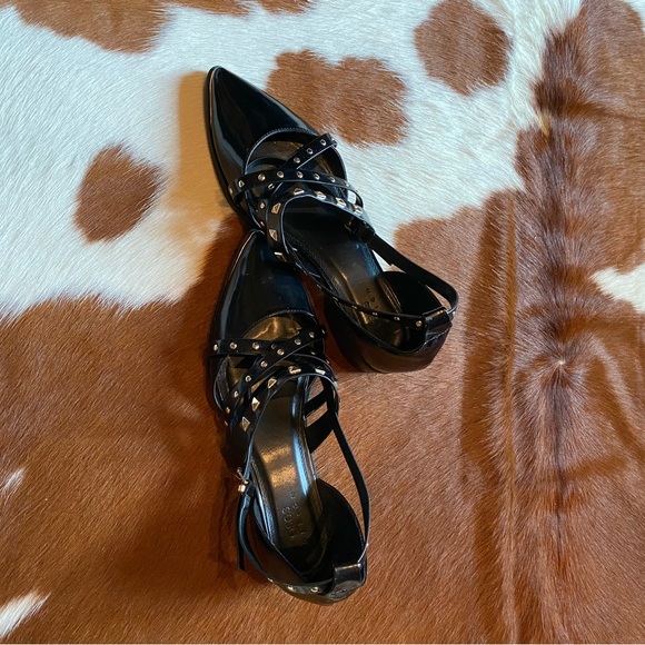 Patent leather shoe - Picture 4 of 8